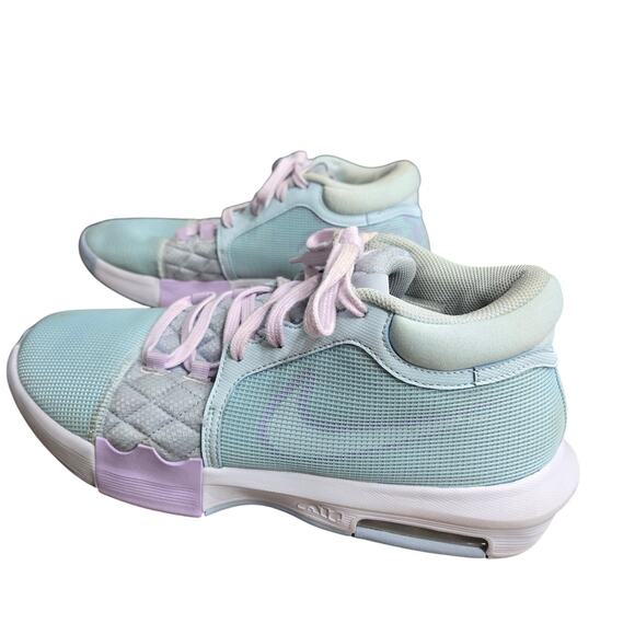 Nike LeBron Witness 8 "Easter" men's basketball shoes men's 11 - Picture 1 of 9